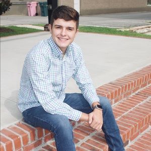 Meet your Posher, Tommy curtis